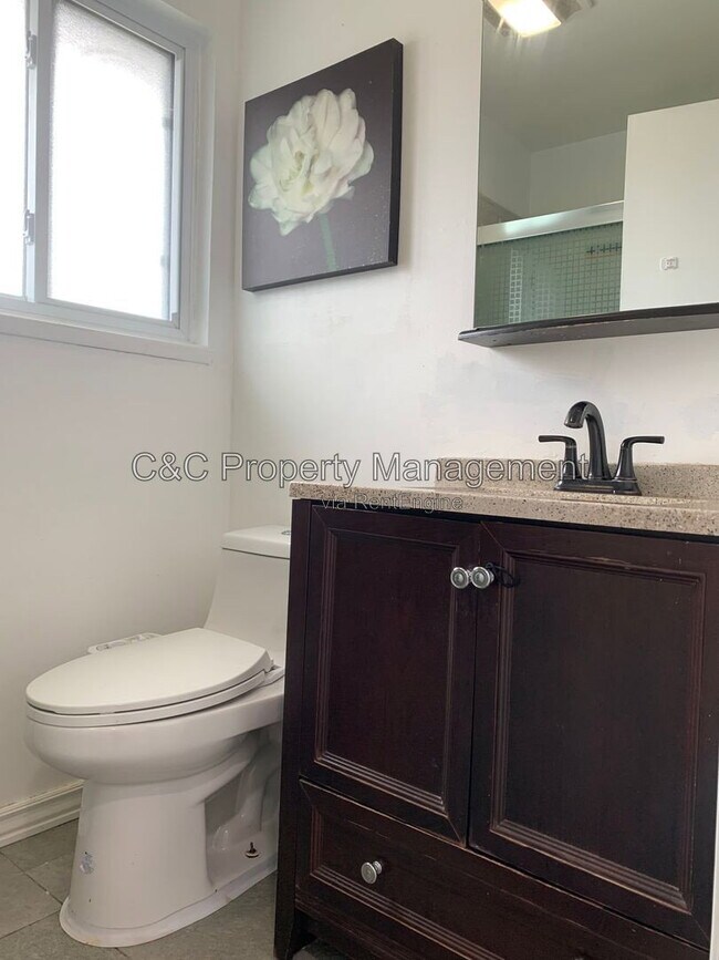 Building Photo - 21925 Vernetti Way