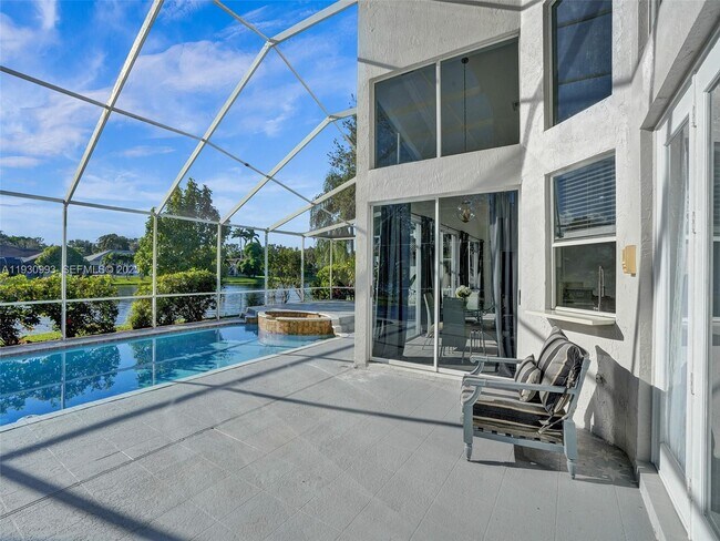 Building Photo - 4310 NW 63rd Ave