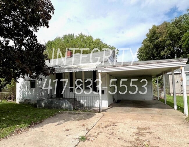 Primary Photo - 1631 E 8th St N