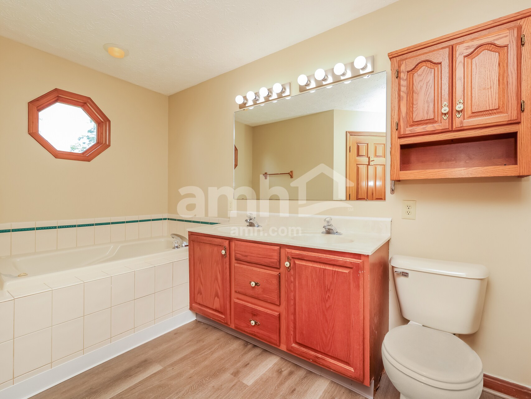 Building Photo - 2630 Alexander Ct