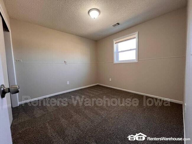 Building Photo - 917 Maury St