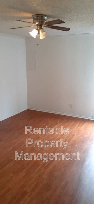 Building Photo - 108 Stagecoach Trail