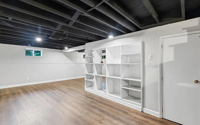 Building Photo - Gloucester Glow-up