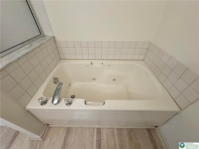 Building Photo - 4142 Huckleberry Dr