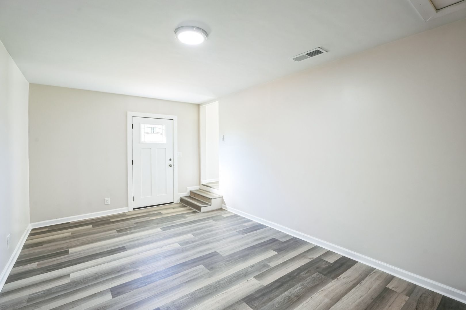 Building Photo - 309 Lagrange St