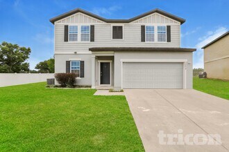 Building Photo - 15619 Merlin Ave