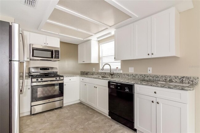 Building Photo - 3211 Timberline Rd