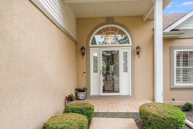Building Photo - 2923 Rutherford Dr