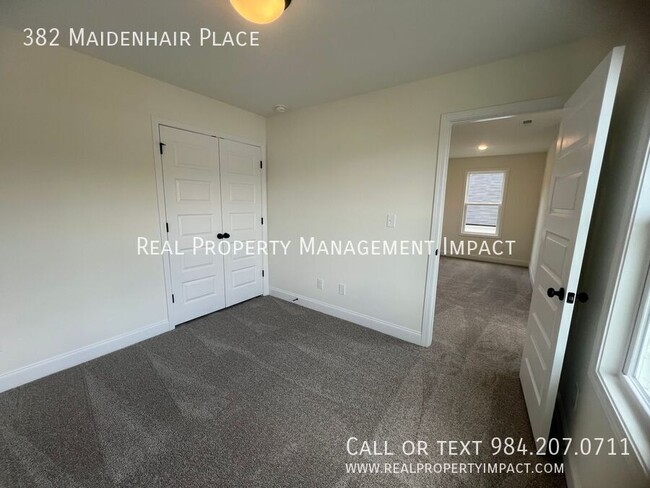Building Photo - 382 Maidenhair Pl