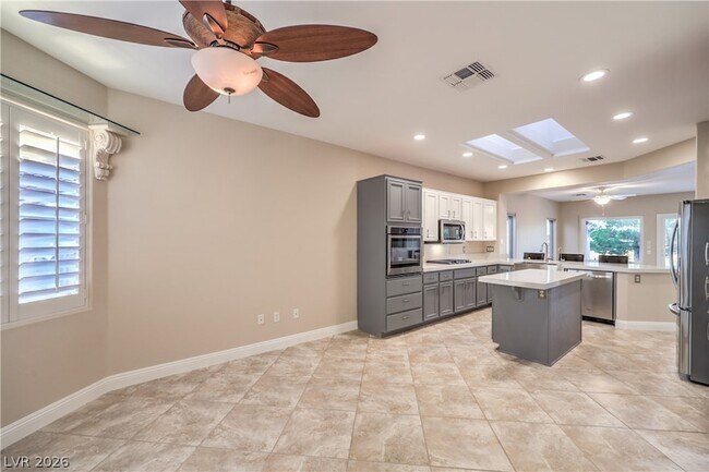 Building Photo - 2656 Riceville Dr