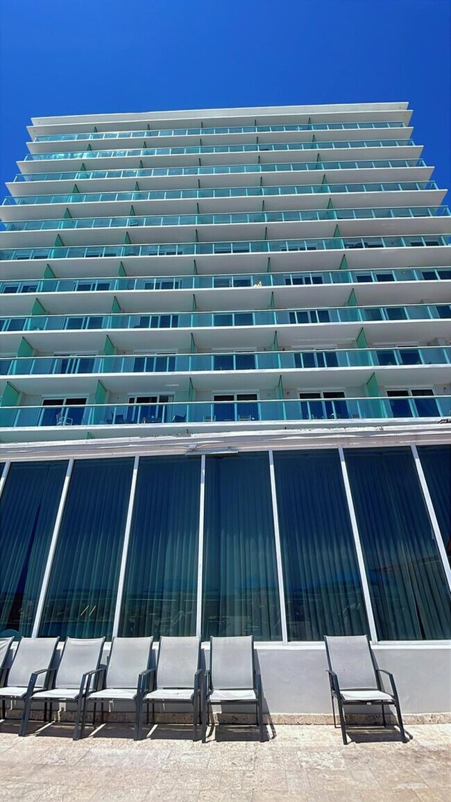 Building Photo - 19201 Collins Ave