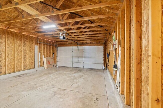 Building Photo - 1522 Sargas St