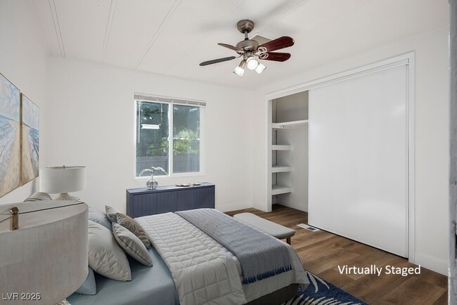 Building Photo - 2879 Green Tree Ave