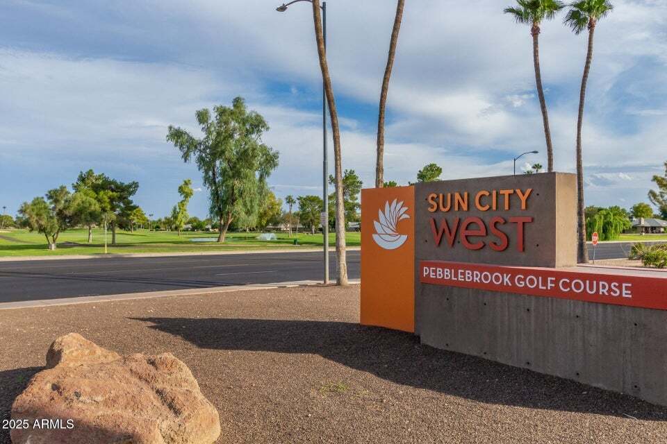 Building Photo - 12730 W Allegro Dr