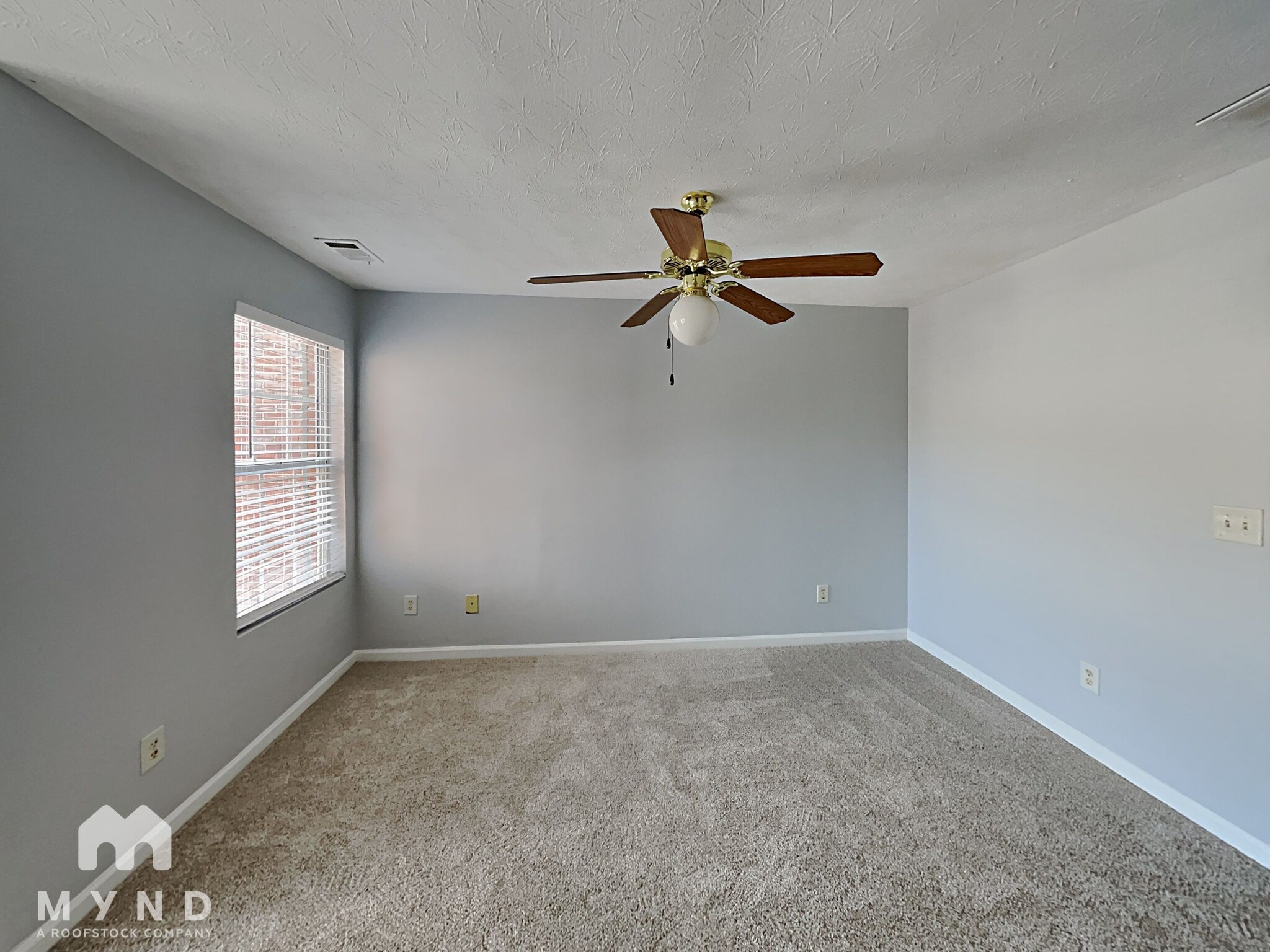 Building Photo - 1531 Eastern Sunrise Ln