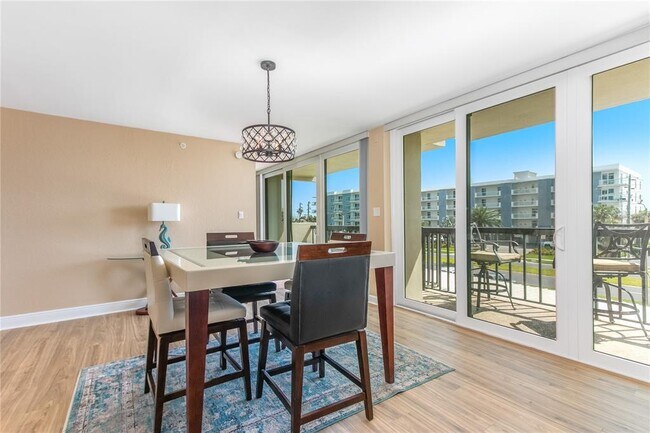 Building Photo - 400 Island Way