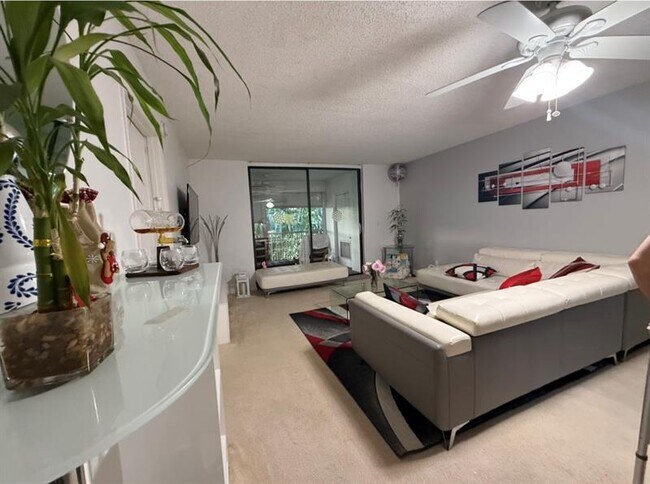 Building Photo - 7420 NW 18th St