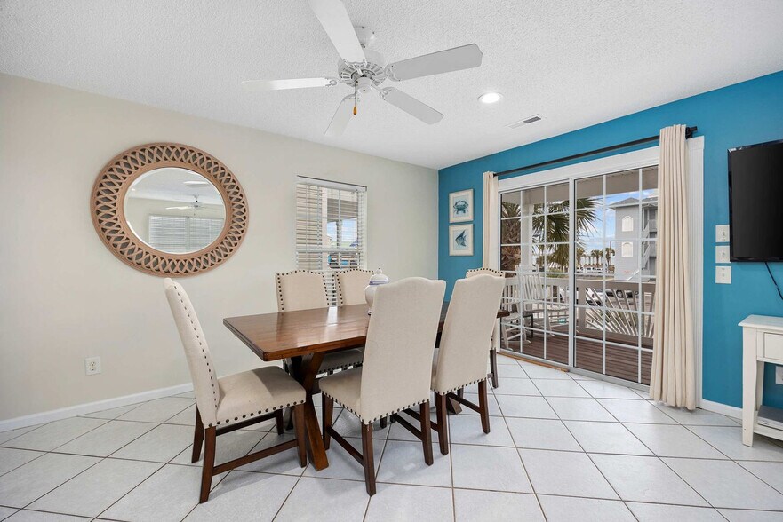 Building Photo - 111A S Yaupon Dr