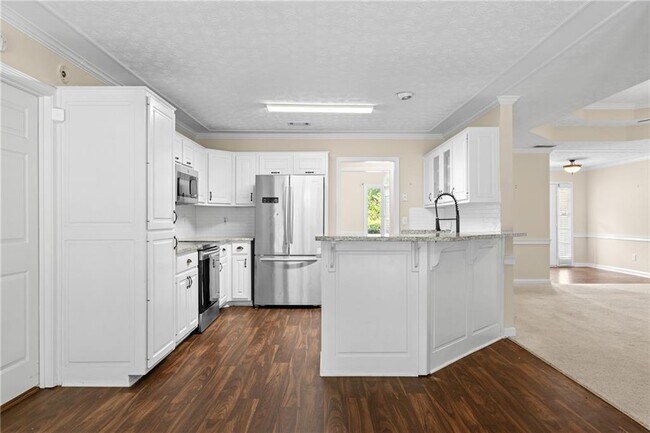 Building Photo - 2902 Bridle Creek Dr SW
