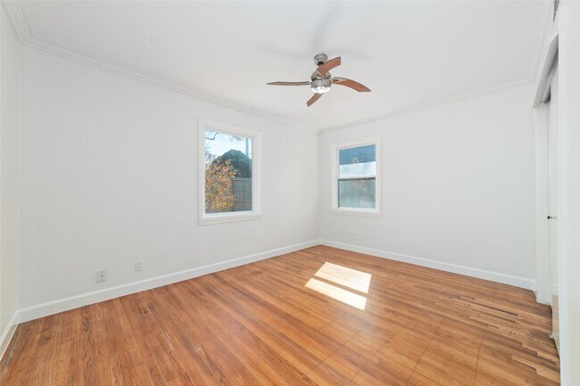 Building Photo - 4415 Merwin St