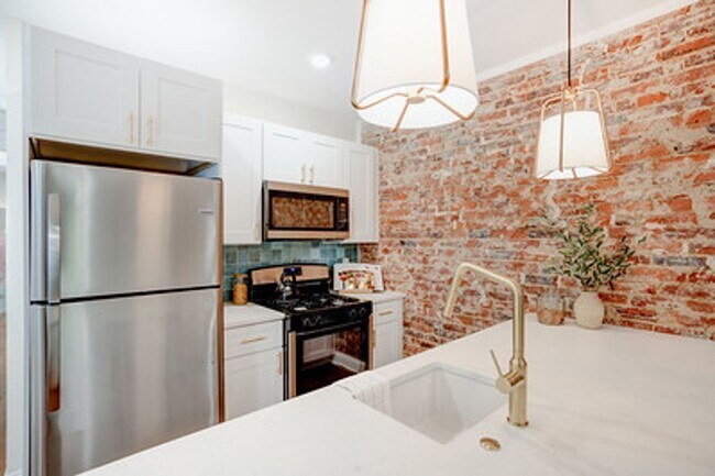 Building Photo - 513 Cobbs Creek Pkwy