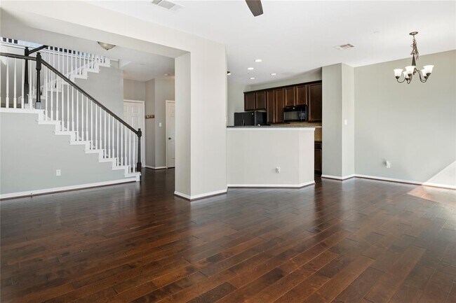 Building Photo - 700 Mandarin Flyway