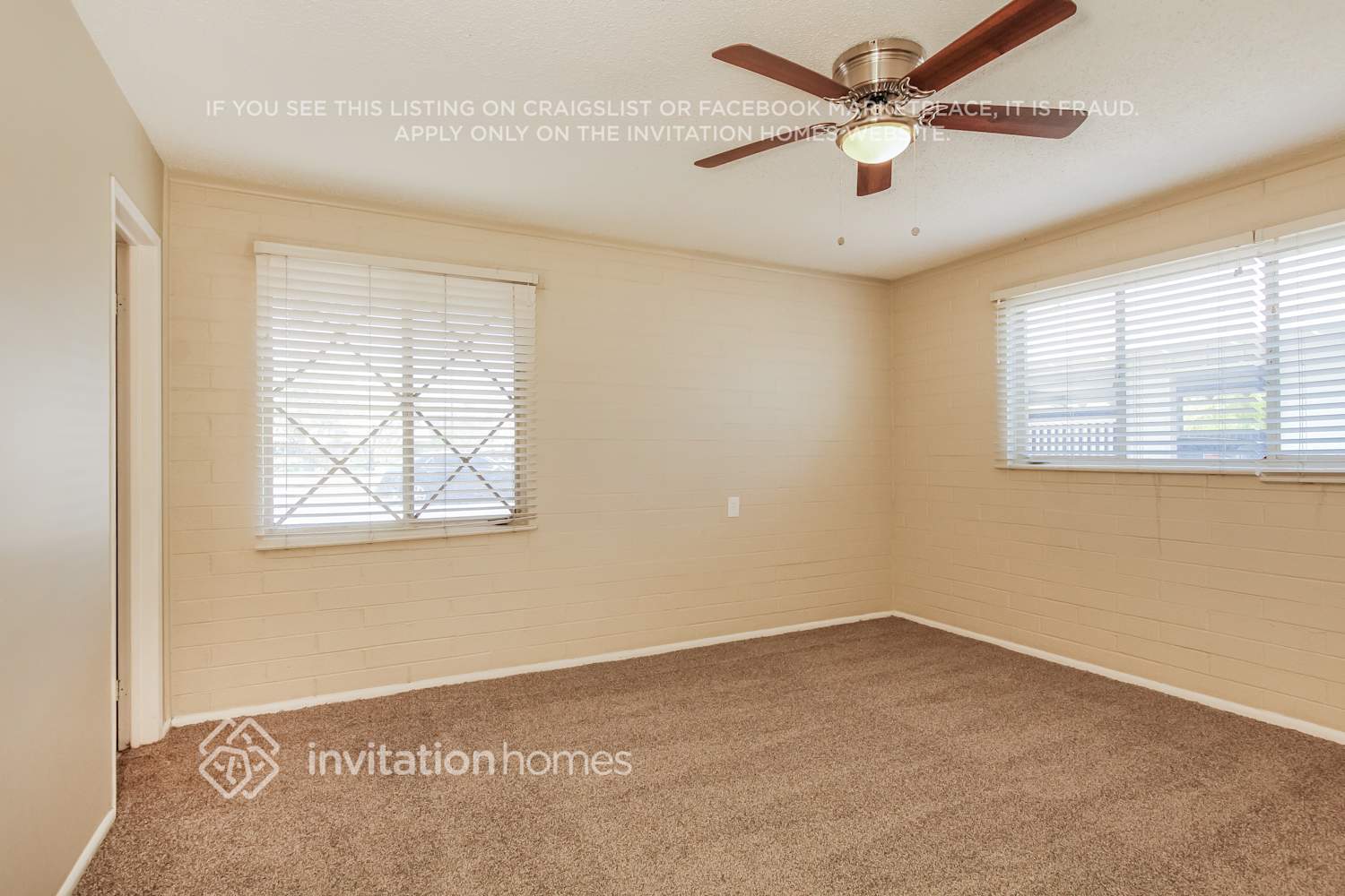 Building Photo - 5023 N 39th Dr