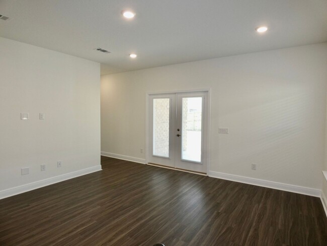 Building Photo - Brand New 3BR/2BA Gem with Modern Comforts...