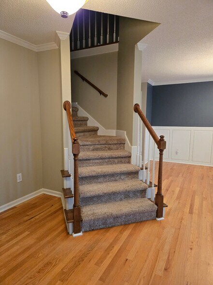 Building Photo - 112 Ramble Cir