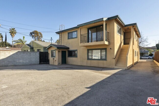 Building Photo - 5429 Troost Ave