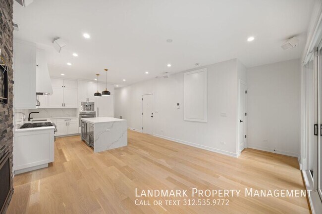 Building Photo - 2658 N Bosworth Ave