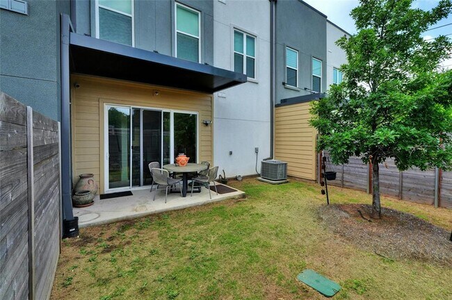 Building Photo - 4901 Springdale Rd