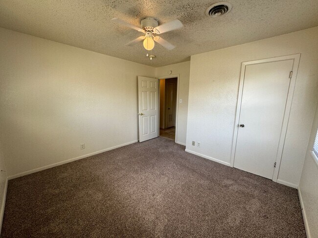 Building Photo - 3-Bedroom House for Rent in Killeen
