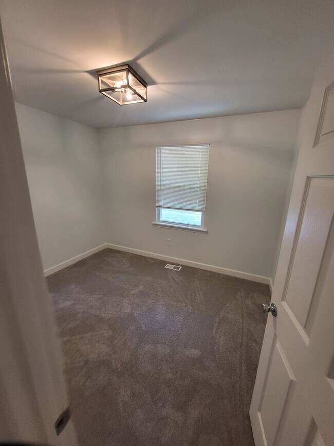 Building Photo - 4109 Timberland Dr