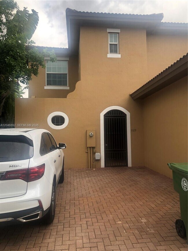 Building Photo - 1129 SW 147th Ter