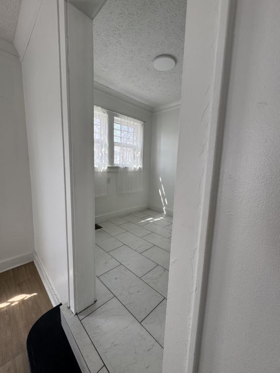 Building Photo - 1620 W Pine St