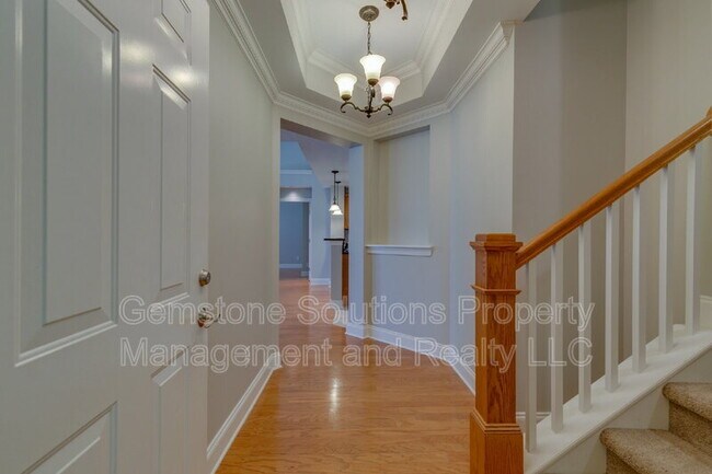 Building Photo - 3201 Aspen Grove Dr
