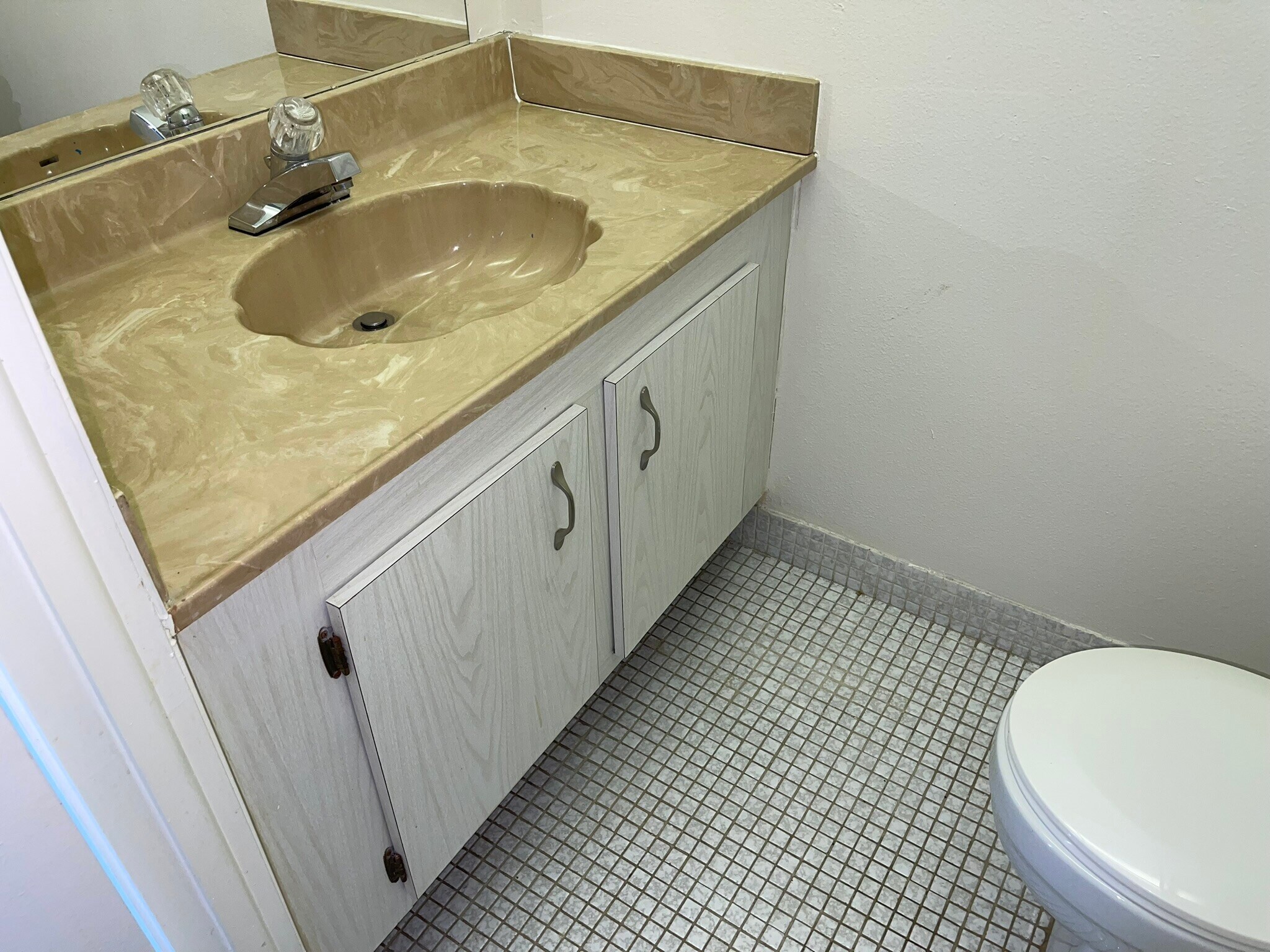 Building Photo - 1820 N Lauderdale Ave