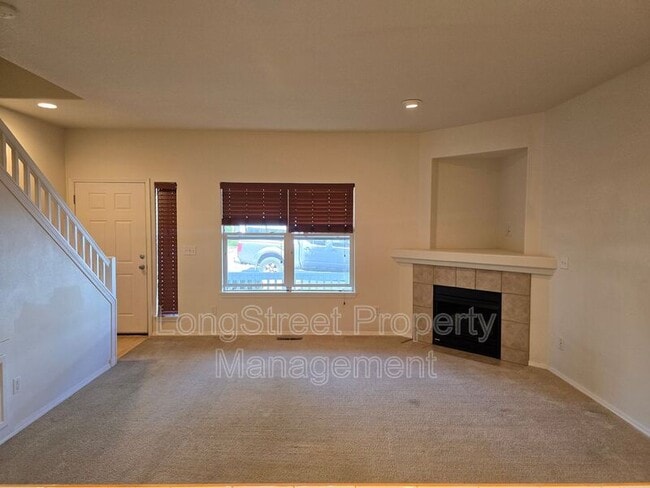 Building Photo - 3008 NW Morning Glory Dr