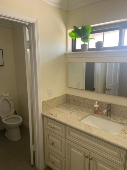 Building Photo - 6681 Tara Ave