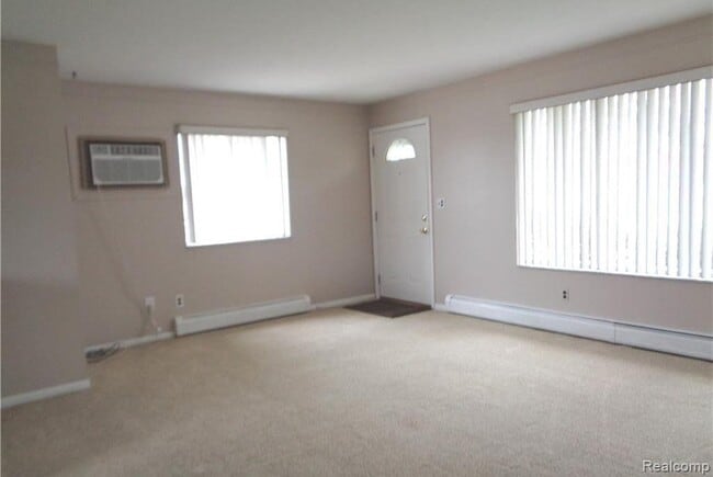 Building Photo - 45056 Platt St