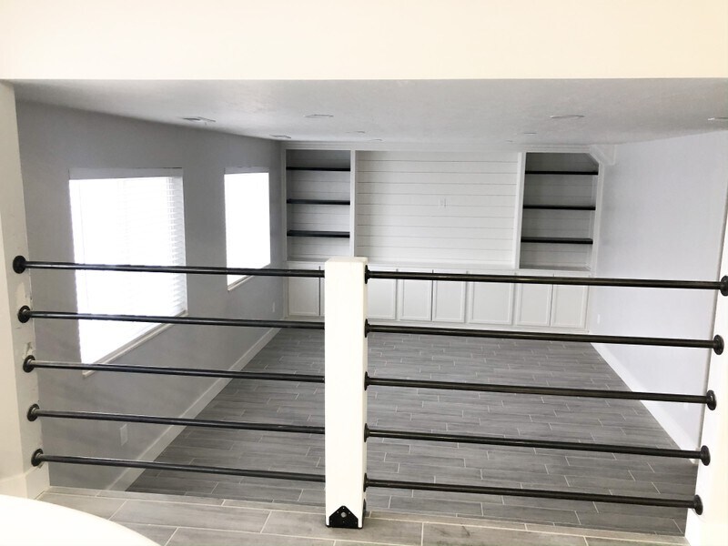 Building Photo - 586 E 150 S