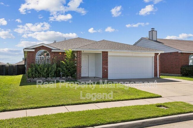 Building Photo - 8109 Dripping Springs Dr