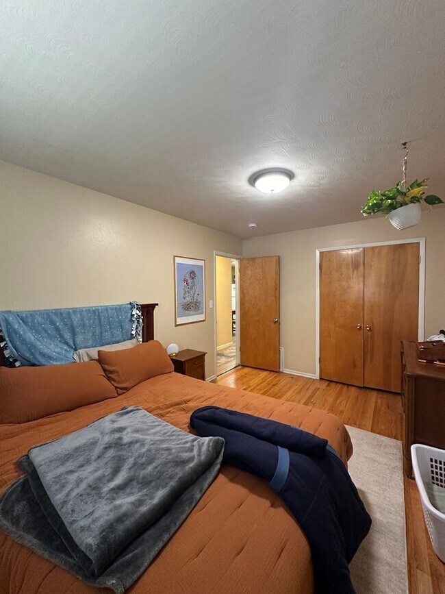 Building Photo - Charming 2 Bedroom Duplex in Ft. Collins