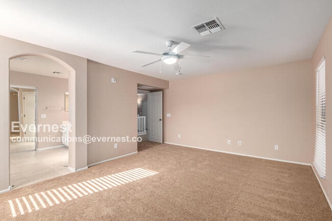 Building Photo - 42581 W Michaels Dr