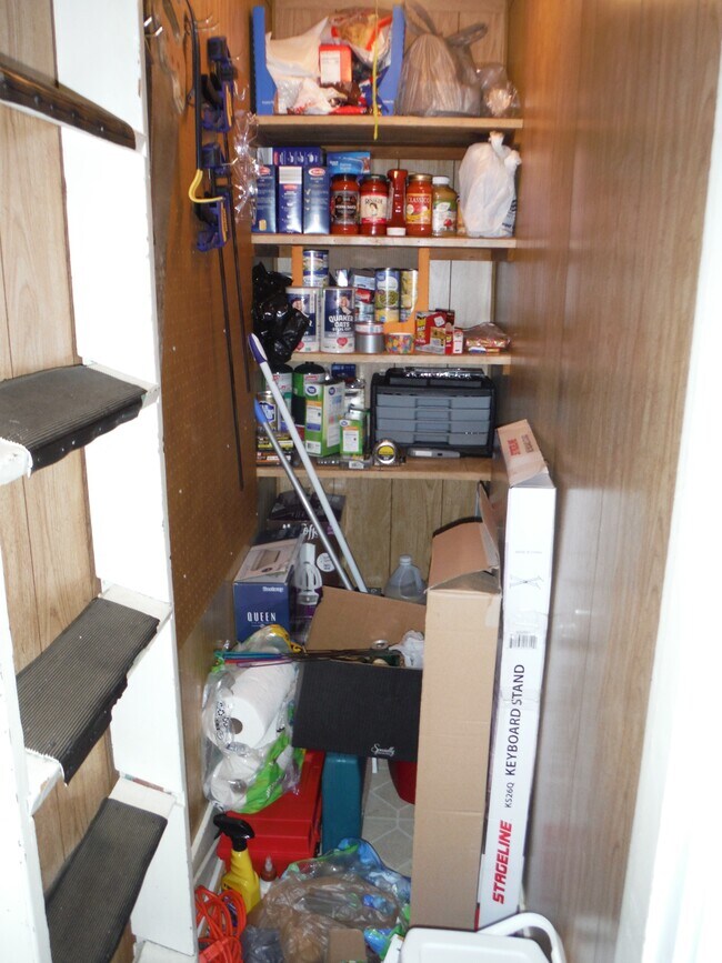 pantry - 30 Parkview Ave