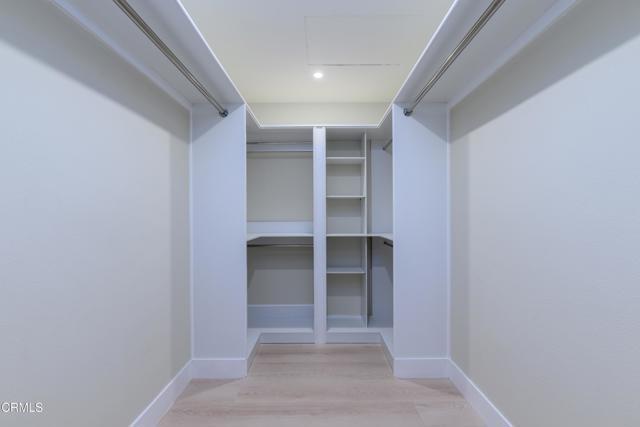 Building Photo - 1125 Stoneybrook Ln