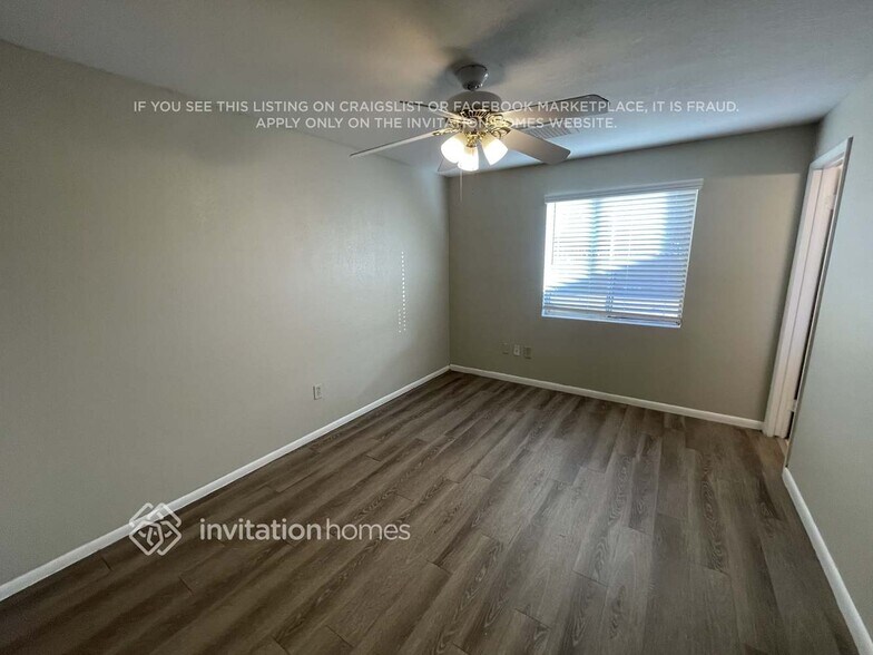 Building Photo - 5909 W Coronado Rd