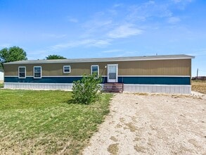 Building Photo - 2902 Jones Rd