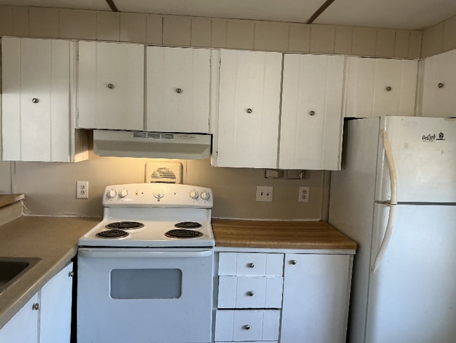 Building Photo - 619 Prosperity Dr